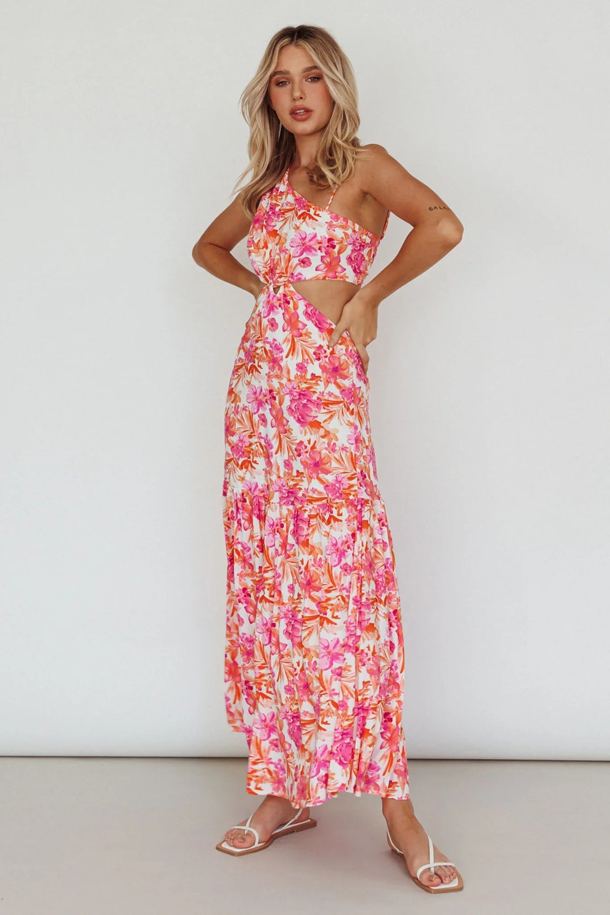 Evening Breeze Cut-Out Waist Maxi Dress Floral Pink