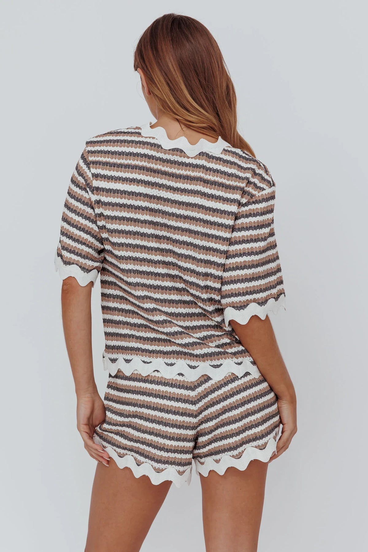 Breakaway Shorts Stripe Mocha