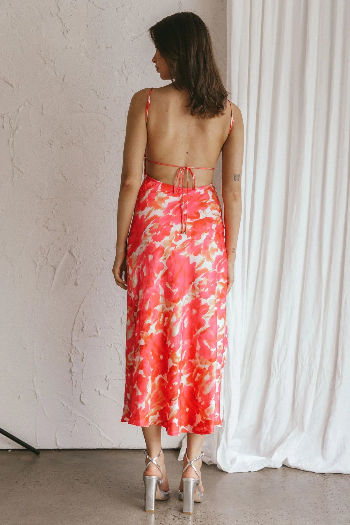 Dolce Life Low Back Midi Dress Floral Pink