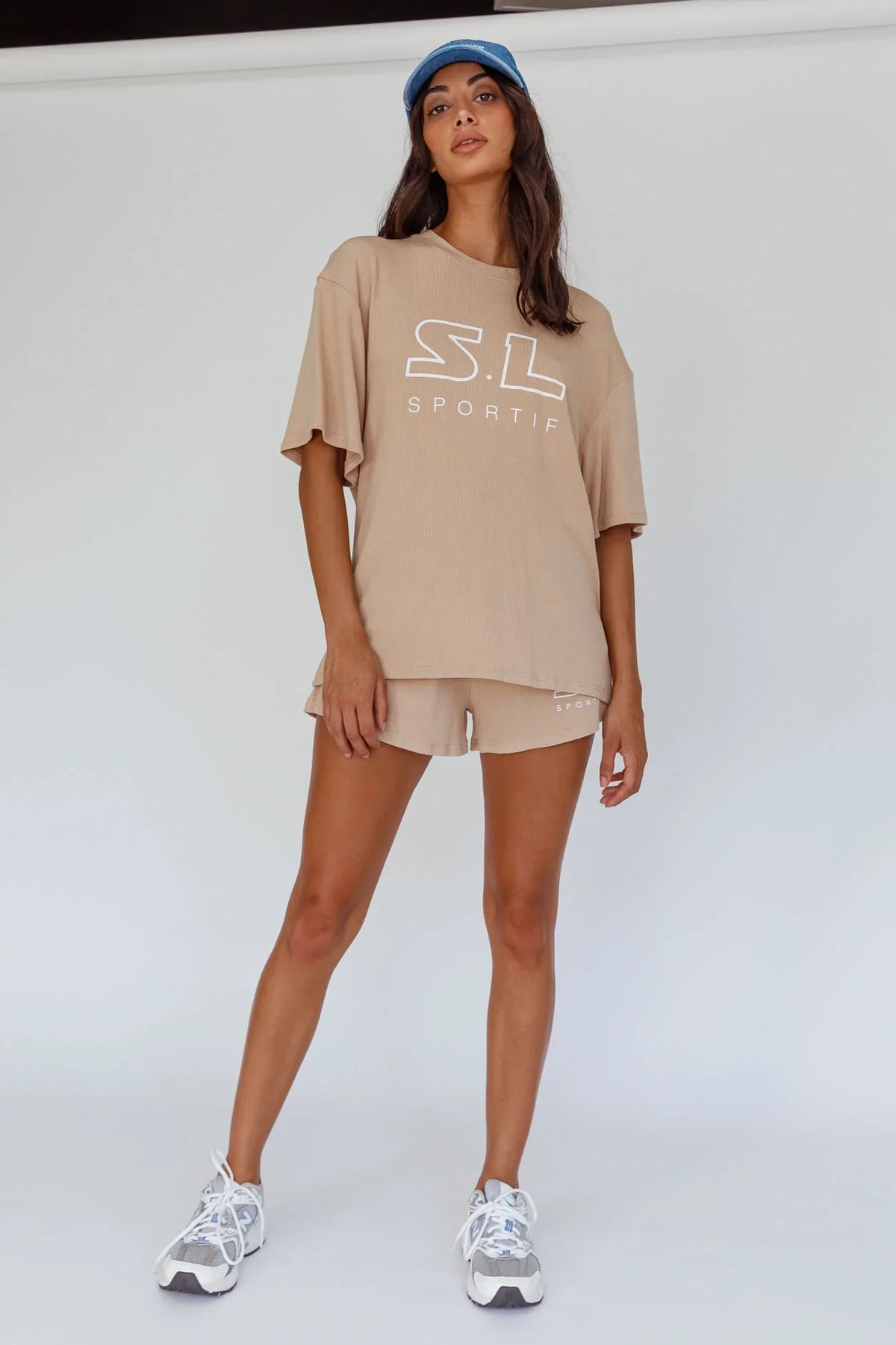 On Track SL Logo T-Shirt Camel