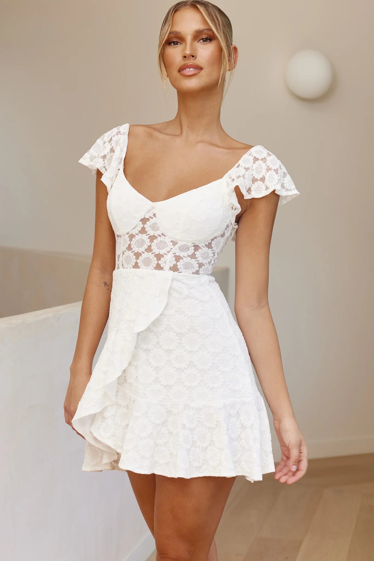 Secret Crush Flutter Sleeve Floral Lace Ruffle Hem Dress White