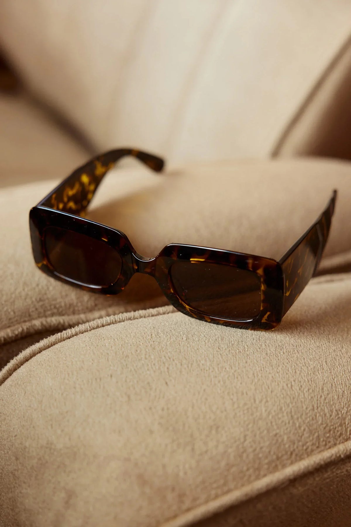 Hailey Rectangular Sunglasses Tortoiseshell Brown