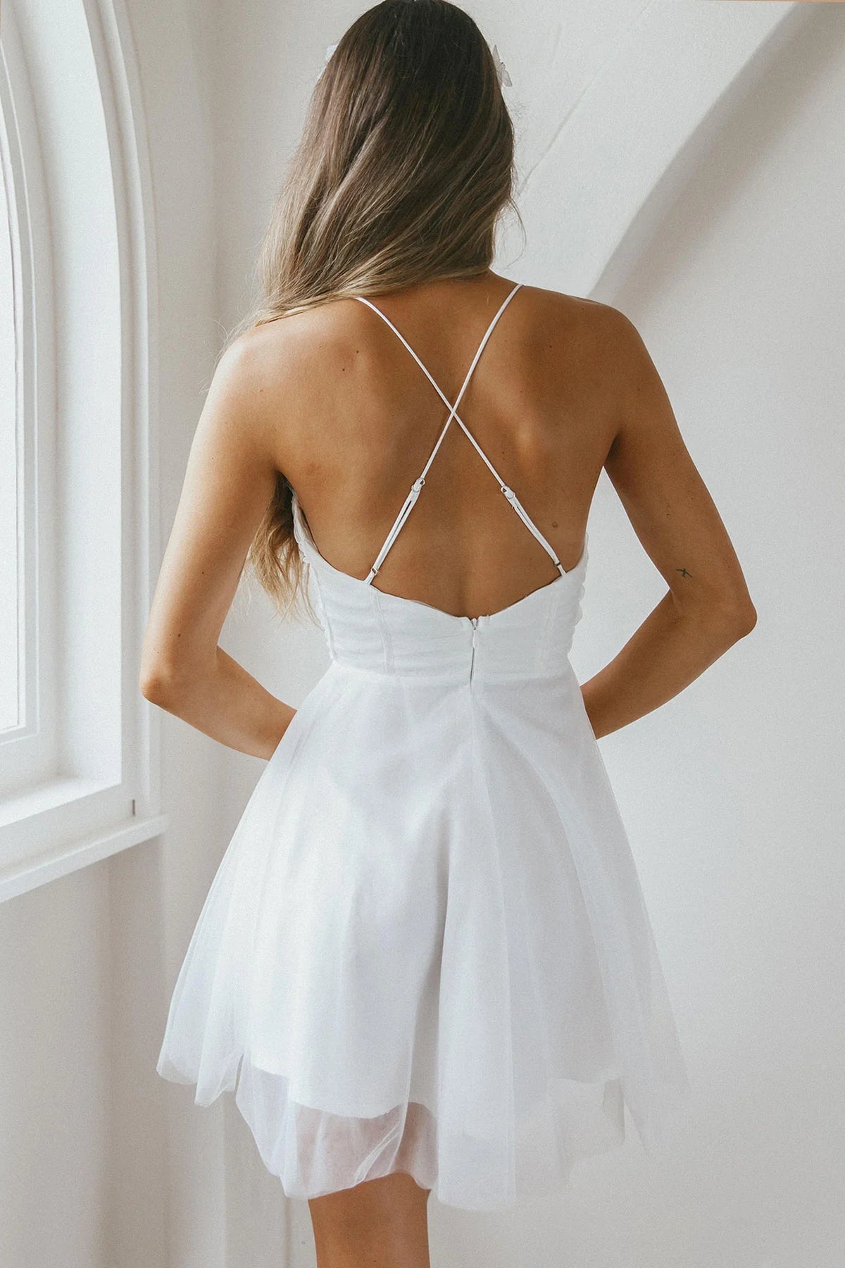 Smitten Sweetheart Neckline Chiffon Mini Party Dress White