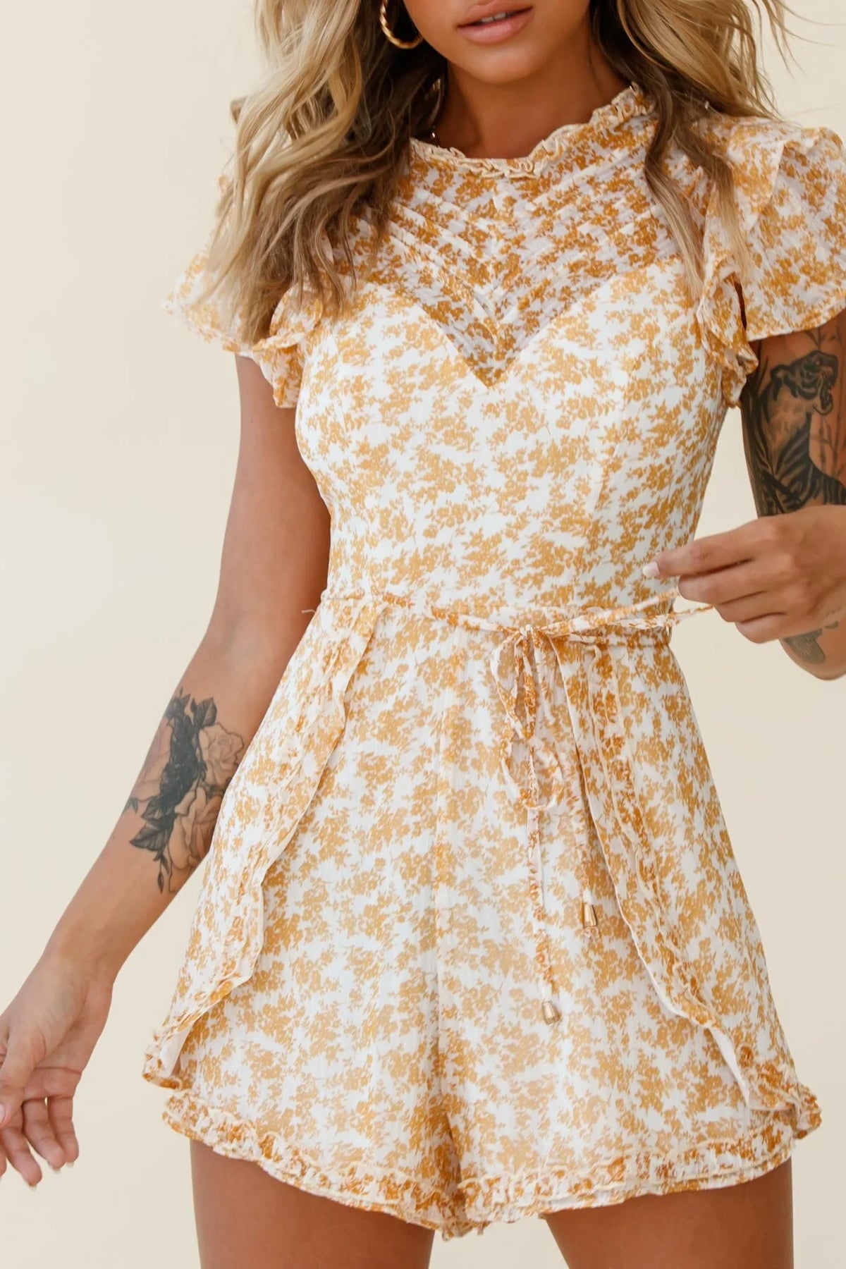 Pomelo Ruffle Sleeve Cut-Out Back Romper Floral Print Yellow