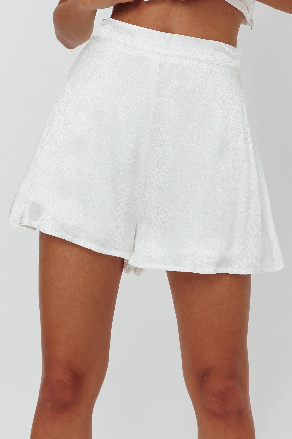 Sailing Snakeskin Texture Shorts White
