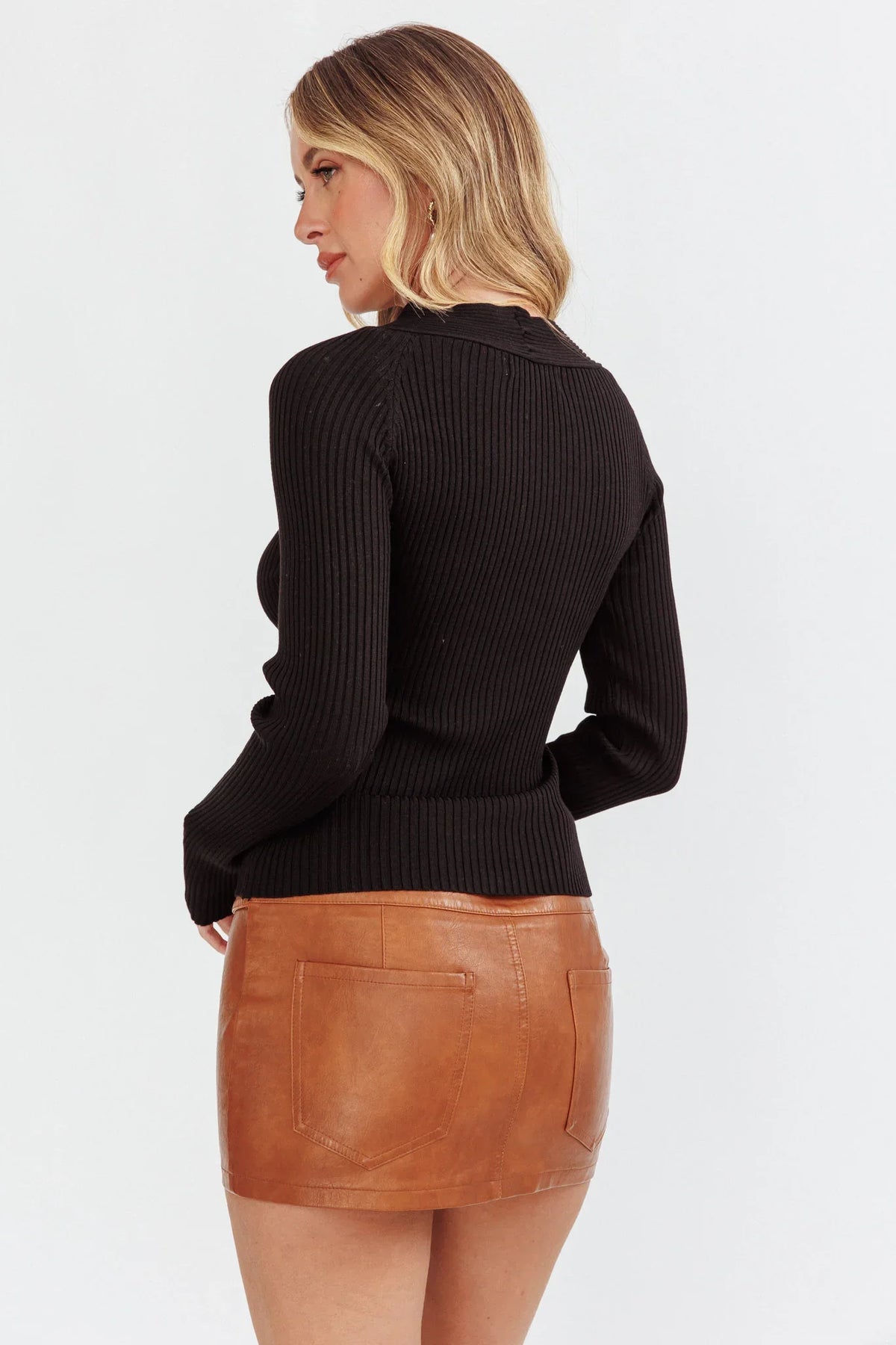 One Mind Cut-Out Neckline Knit Top Black