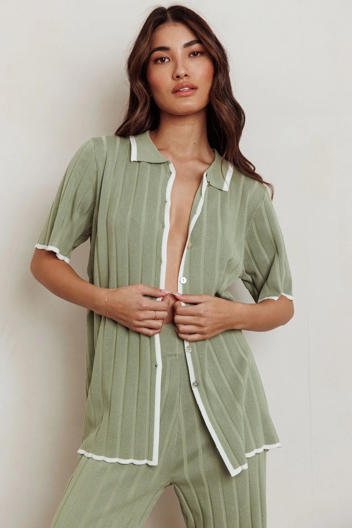 Liloh Ribbed Buttoned Shirt Sage