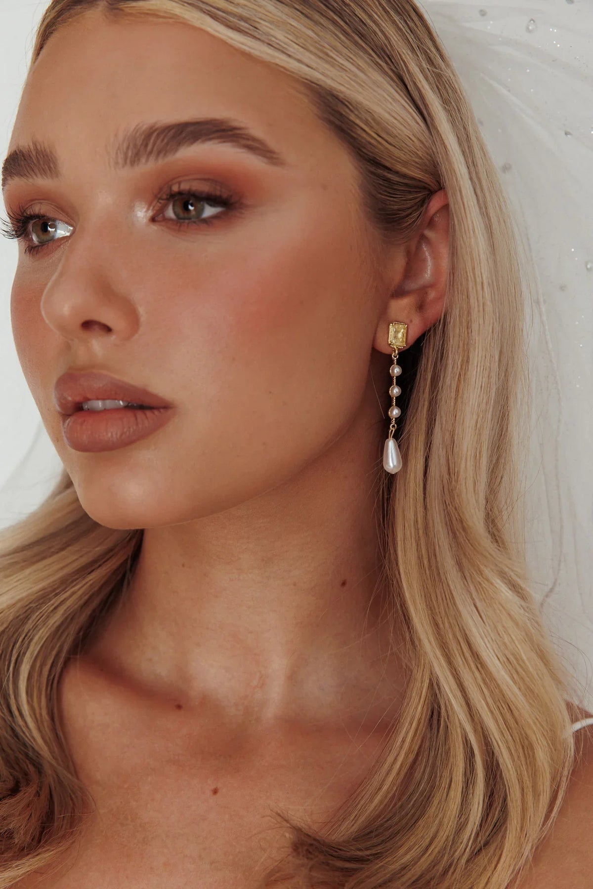 Mercy Pearl & Crystal Drop Earrings Gold
