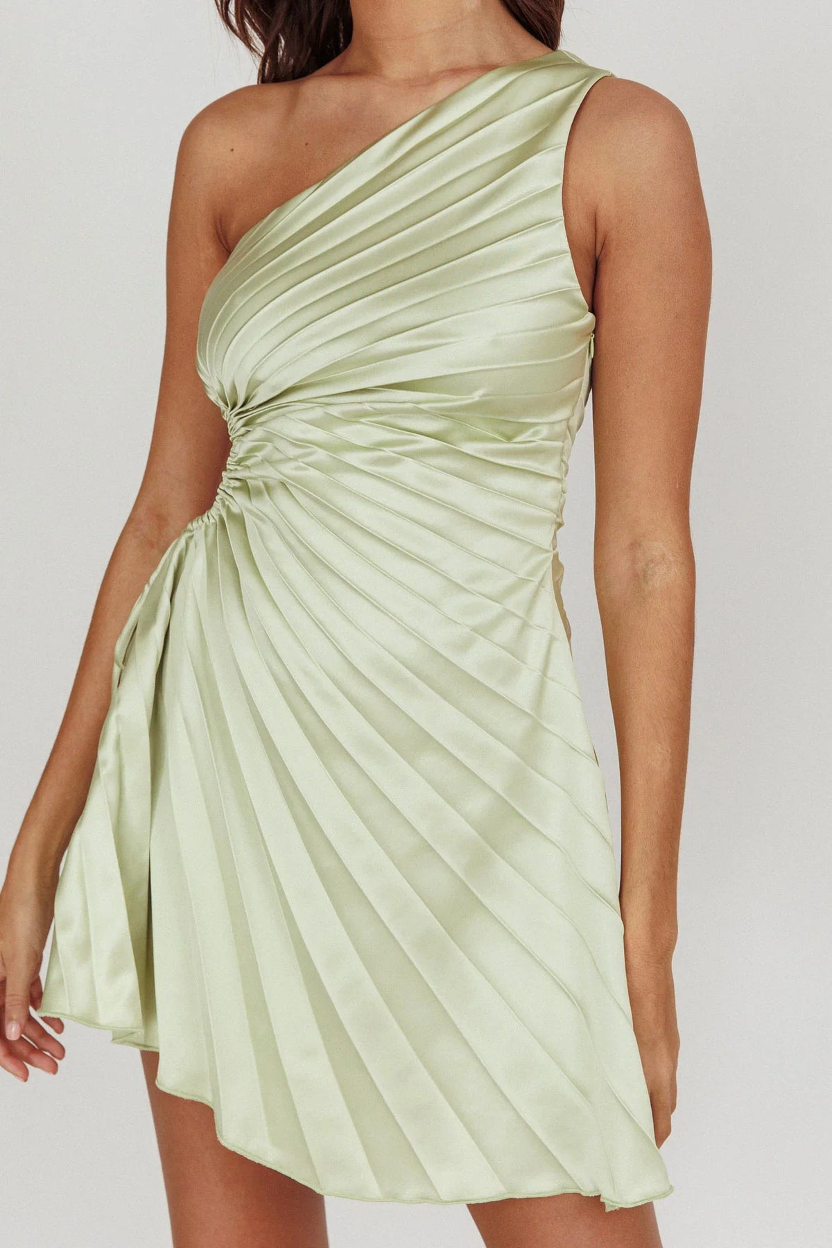 Glow Ray One-Shoulder Pleat Dress Apple