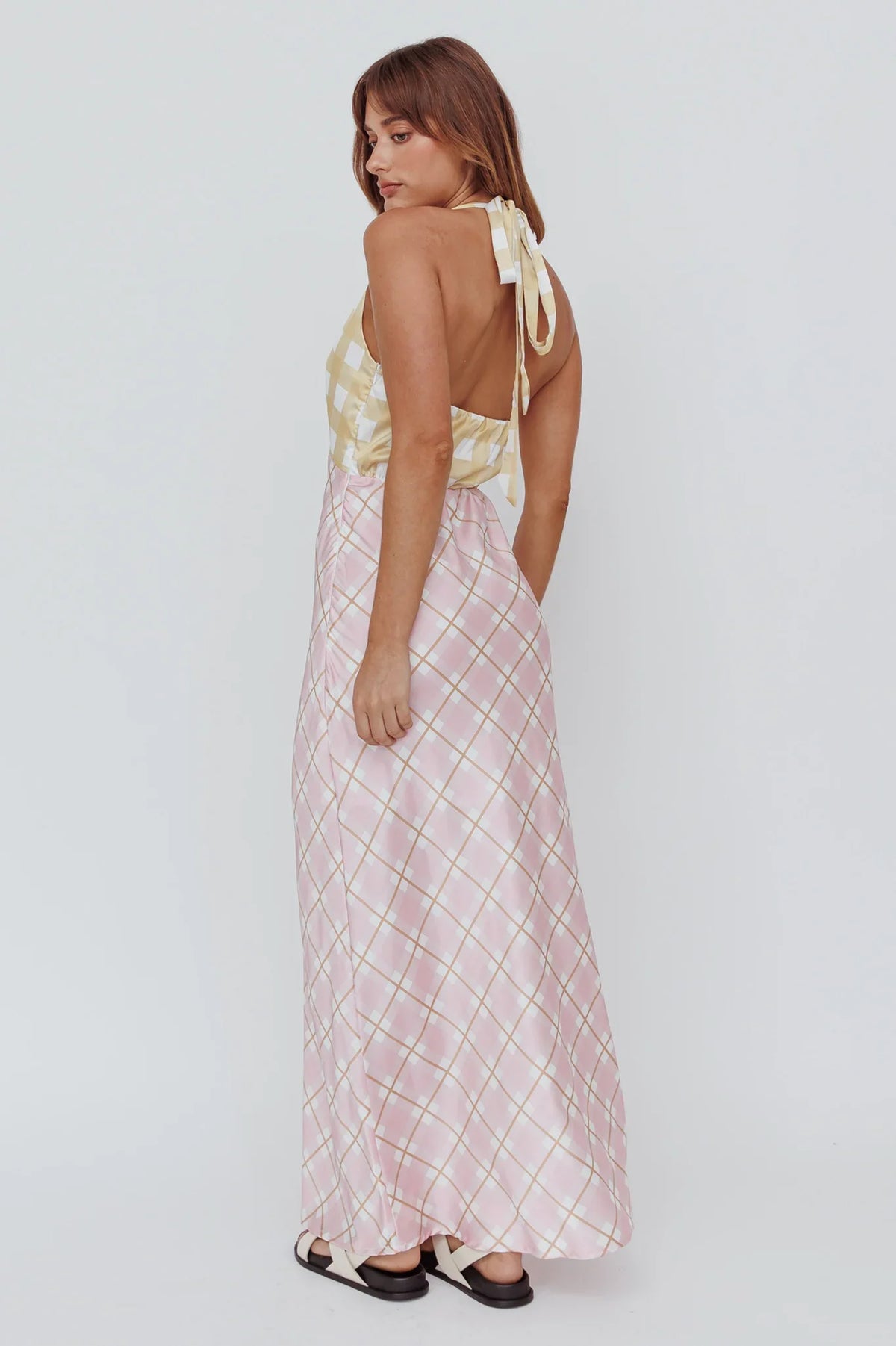Lavara Halterneck Maxi Dress Checker Pink