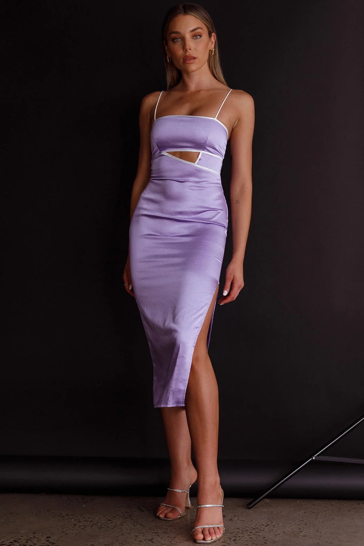 Laia Cut-Out Bodice Midi Dress Lilac