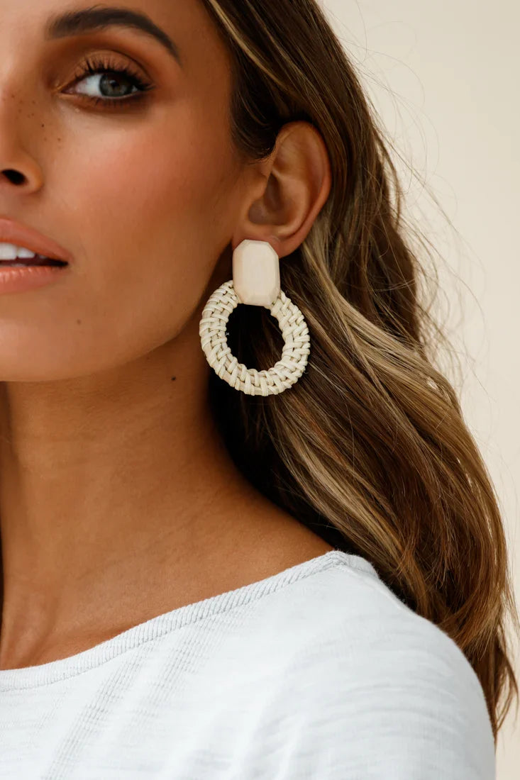 Sirocco Woven Straw Circle Earrings White