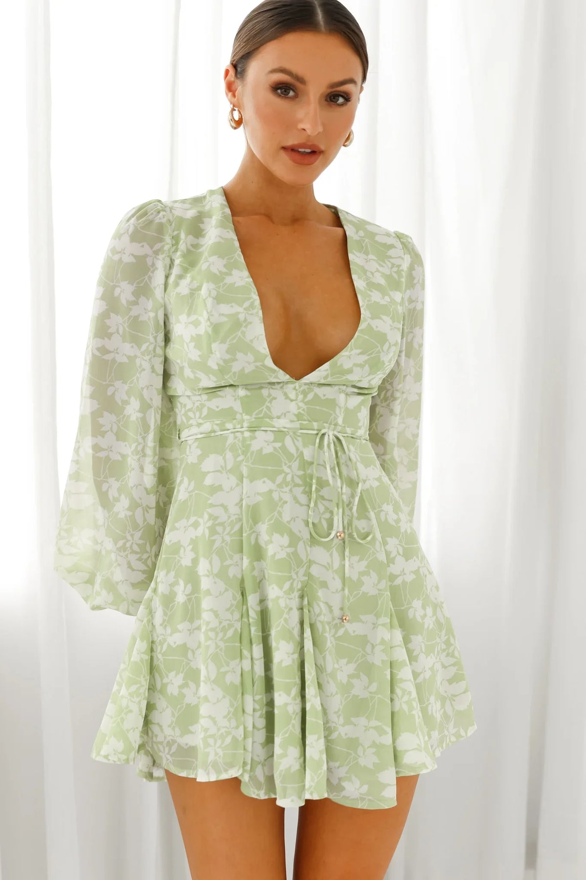 Estelle Long Sleeve V-Neckline Dress Leaf Print Olive
