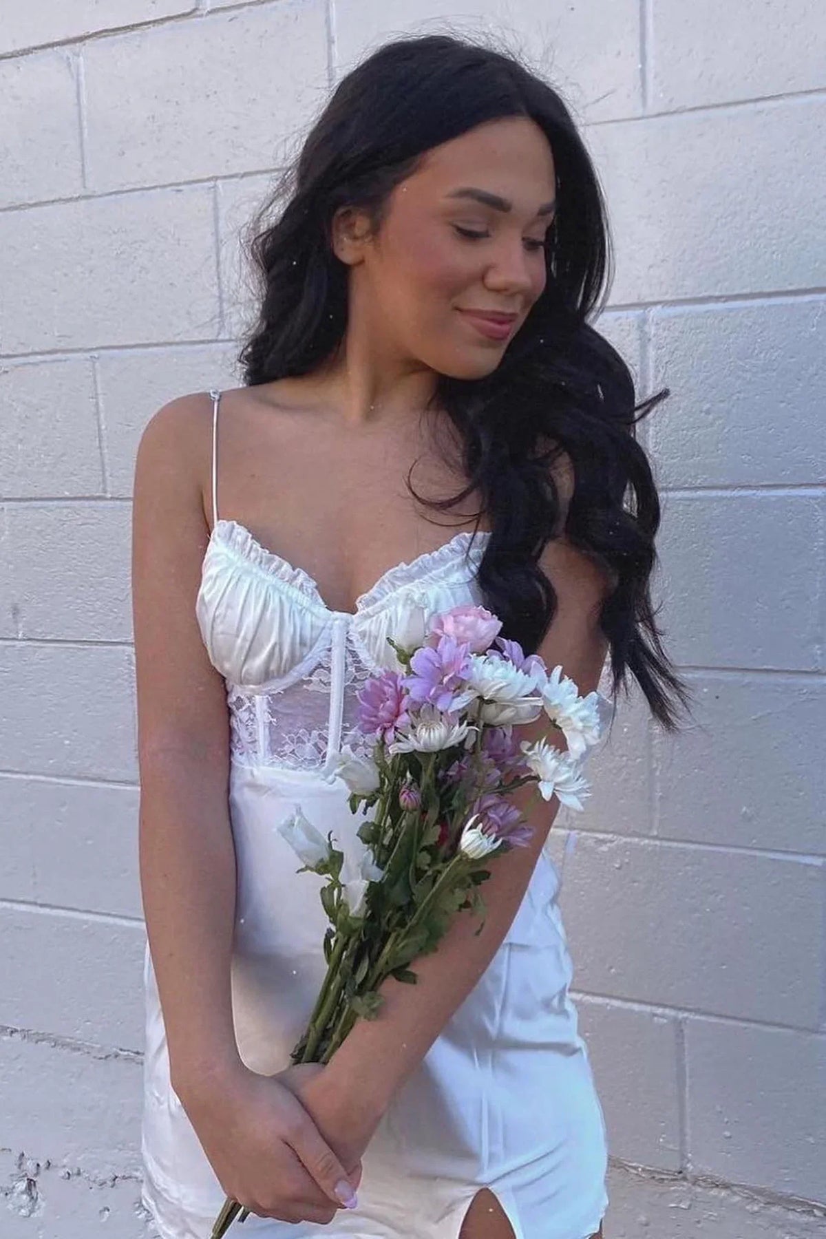 Trophy Lace Bodice Sweetheart Neckline Mini Dress Ivory