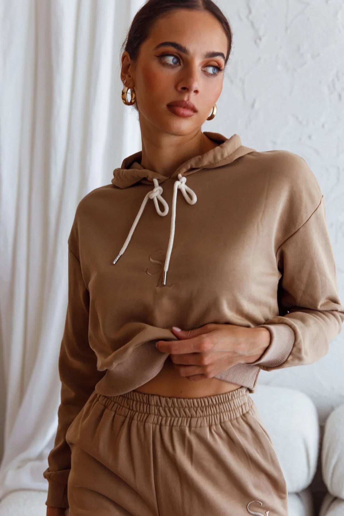 Glow Getter Drawstring Hood Embroidery Logo Hoodie Beige