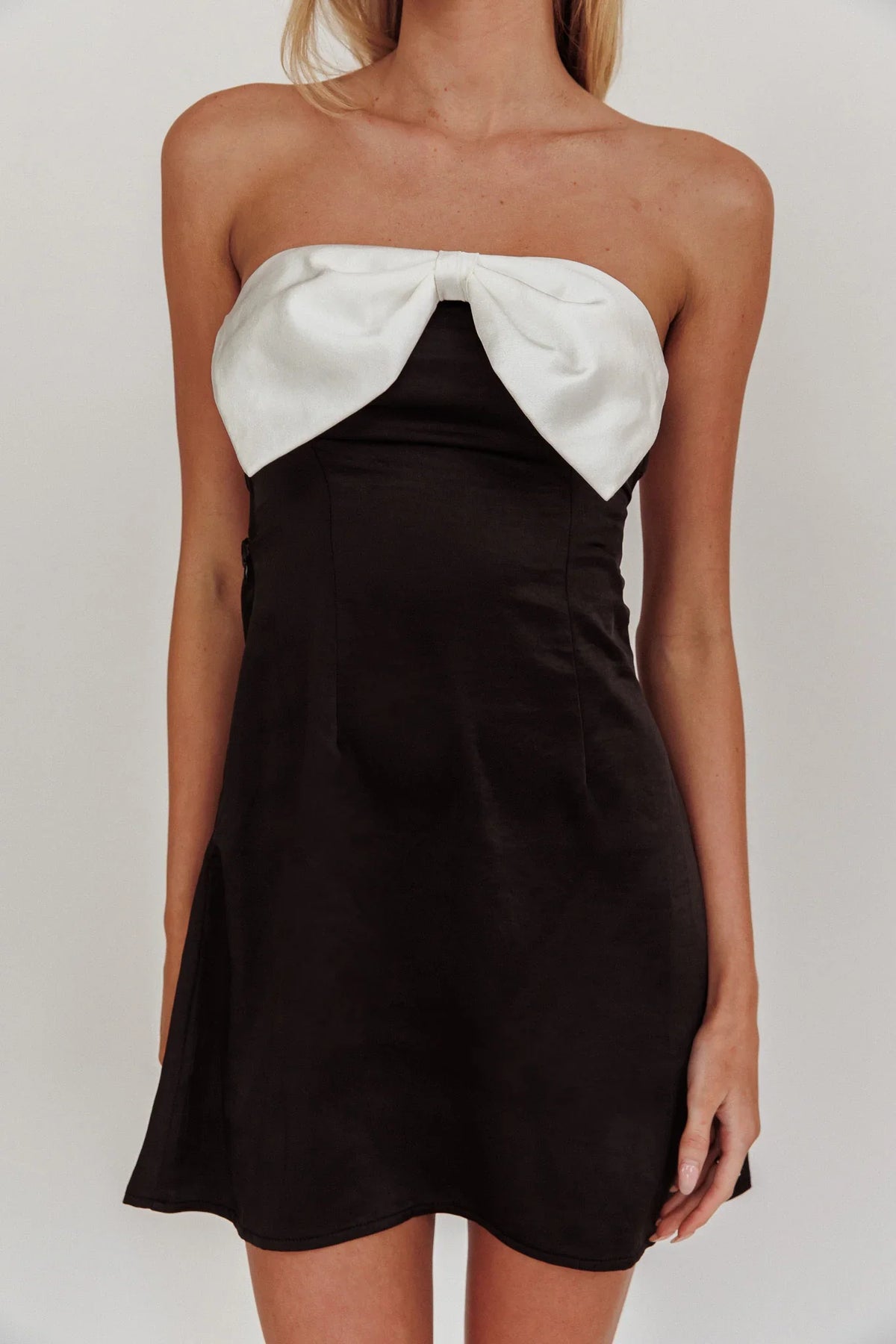 Sandi Bow Bust Mini Dress Black