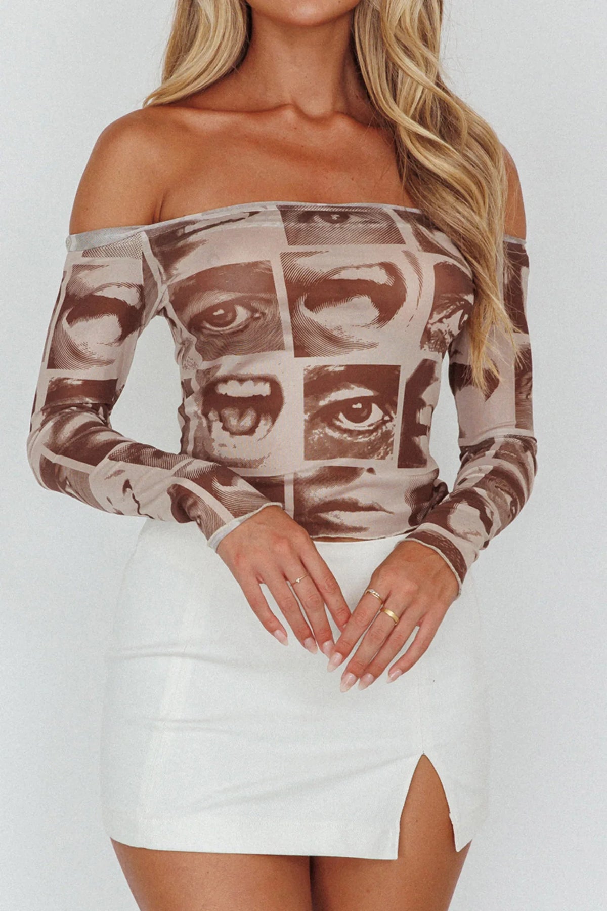 Ramona Long Sleeve Off-Shoulder Top Print Brown