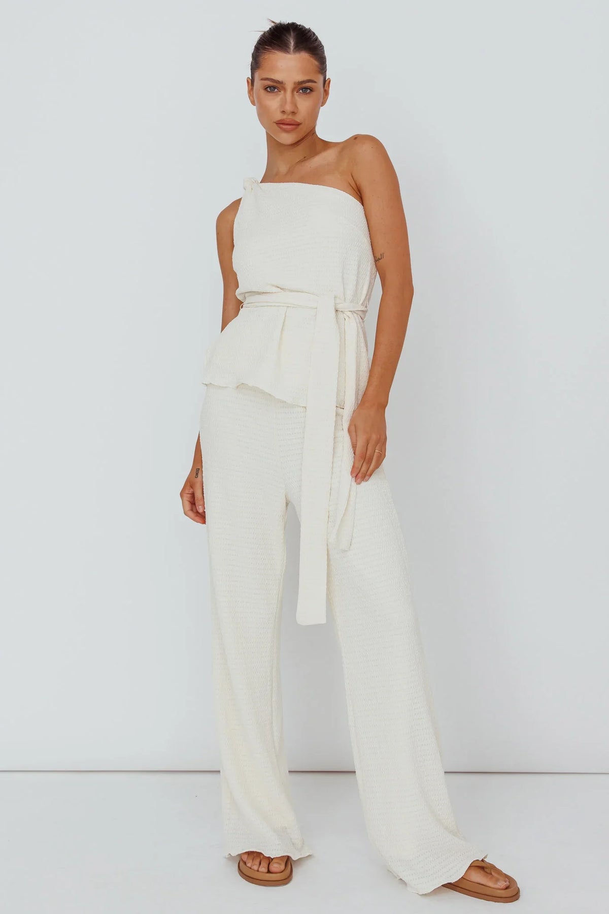 Austin City One-Shoulder Waist Tie Top Cream