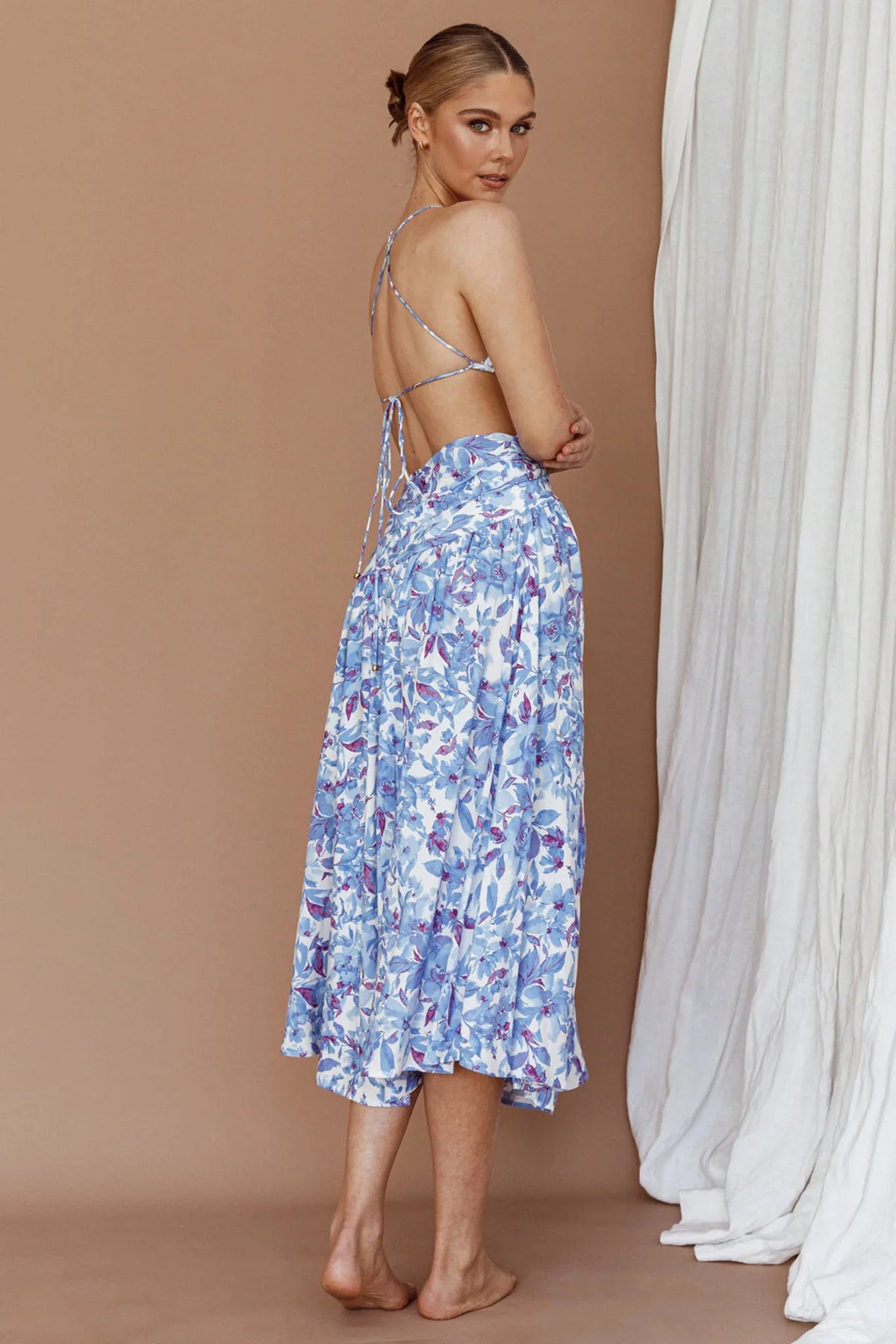 Destination Open Back Midi Dress Floral Blue