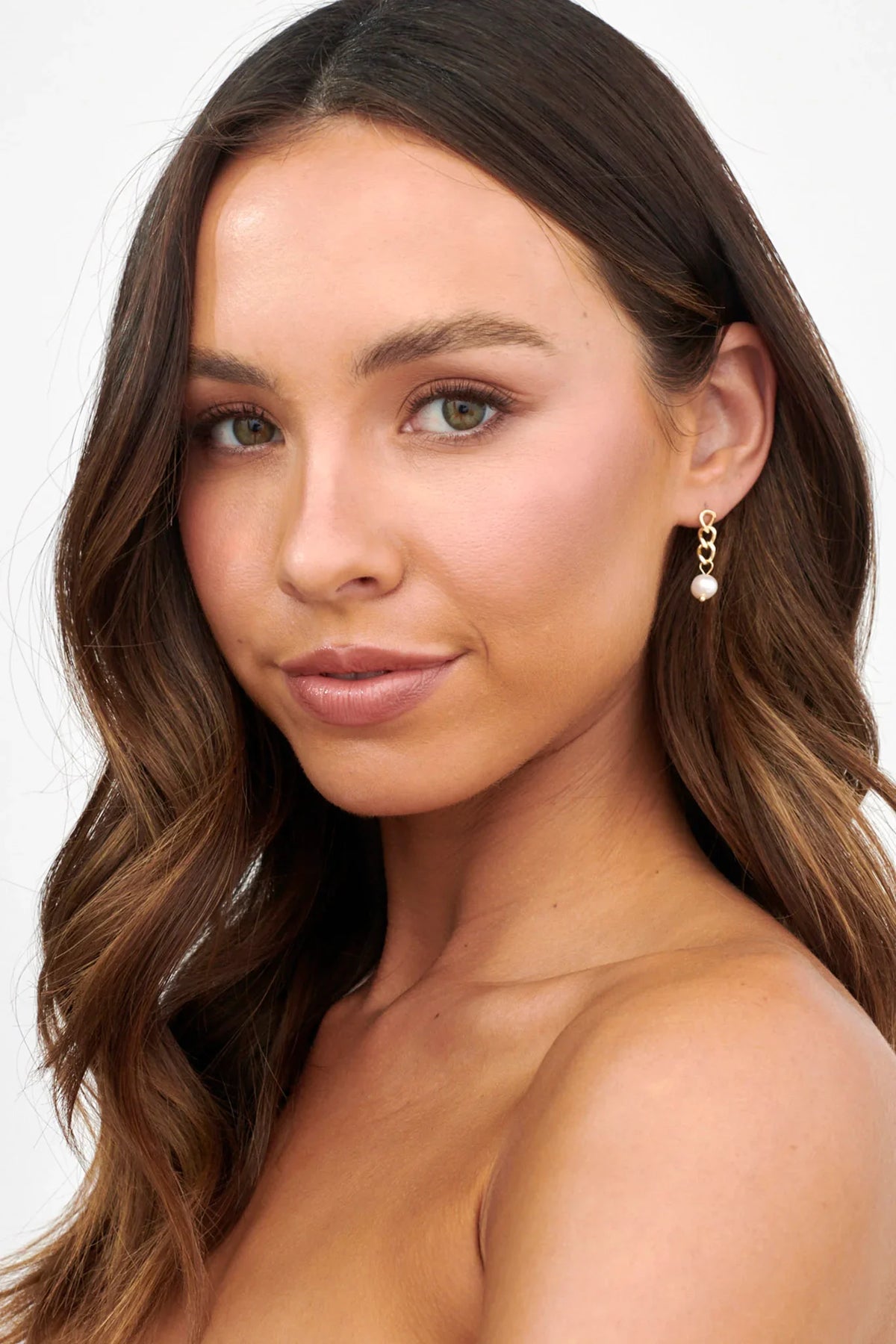 Mabel Pearl Drop Chain Earrings Gold