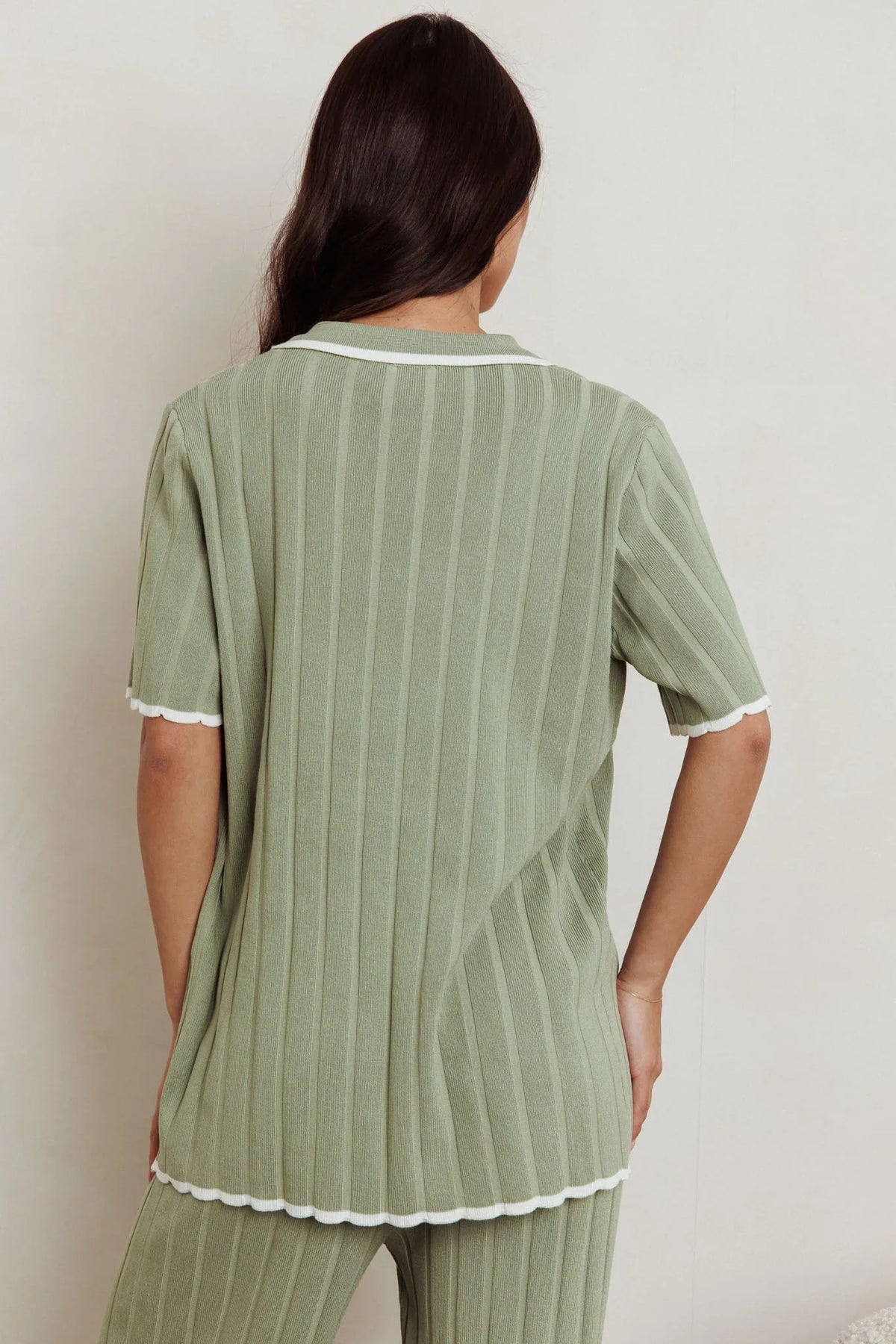 Liloh Ribbed Buttoned Shirt Sage