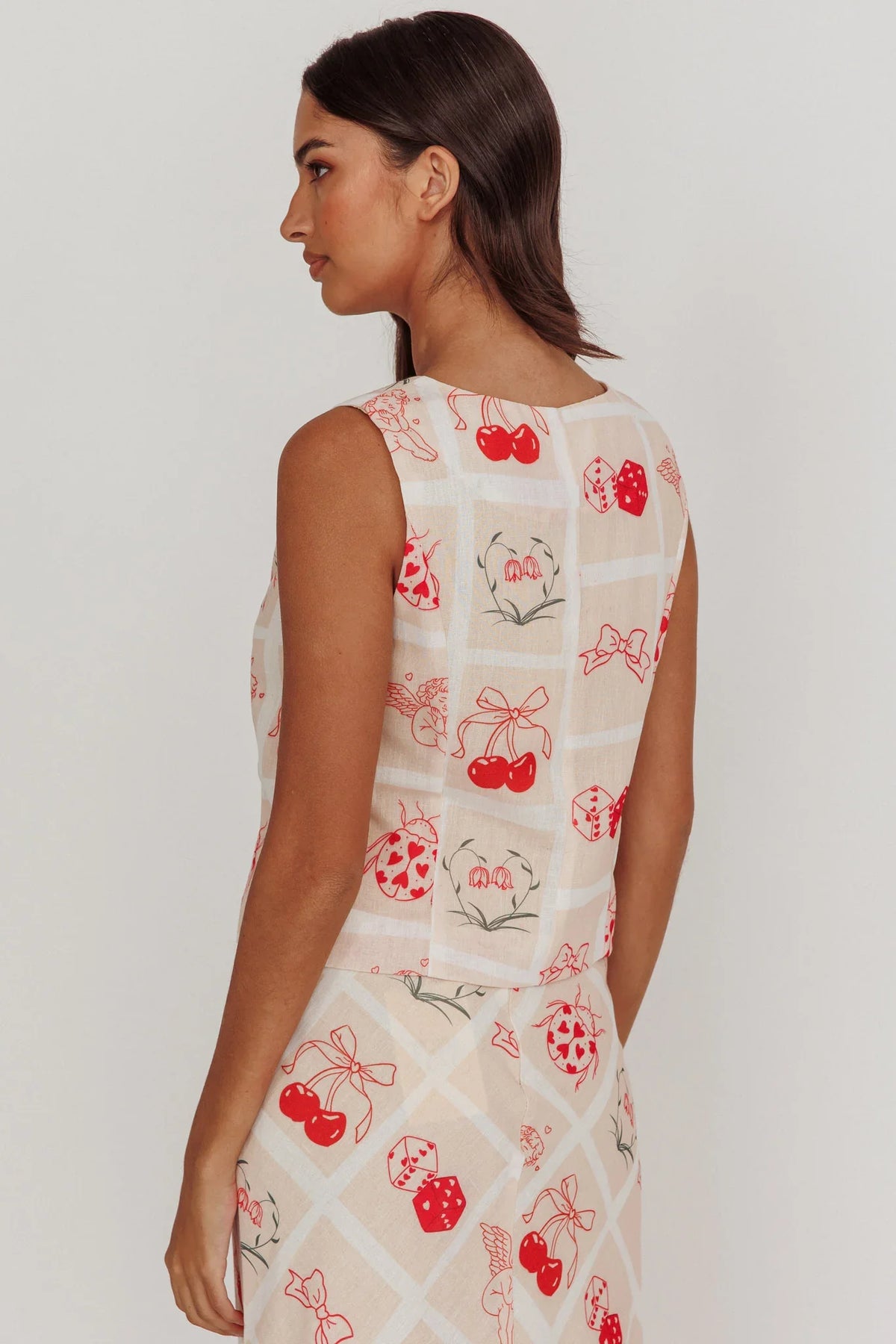 Flowering Romantic Print Sleeveless Vest Beige