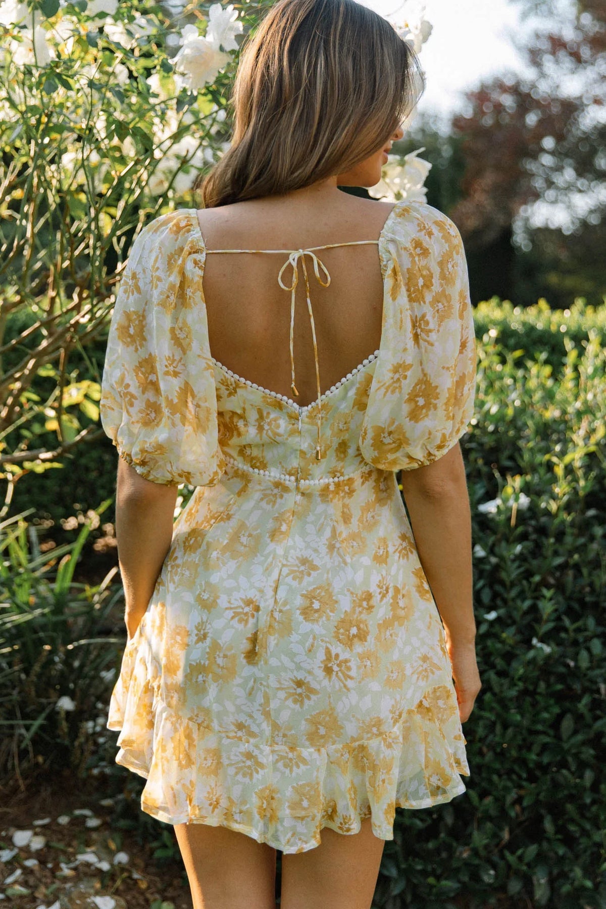 Catch Feelings Sweetheart Neckline Dot Trim Dress Floral Print Yellow