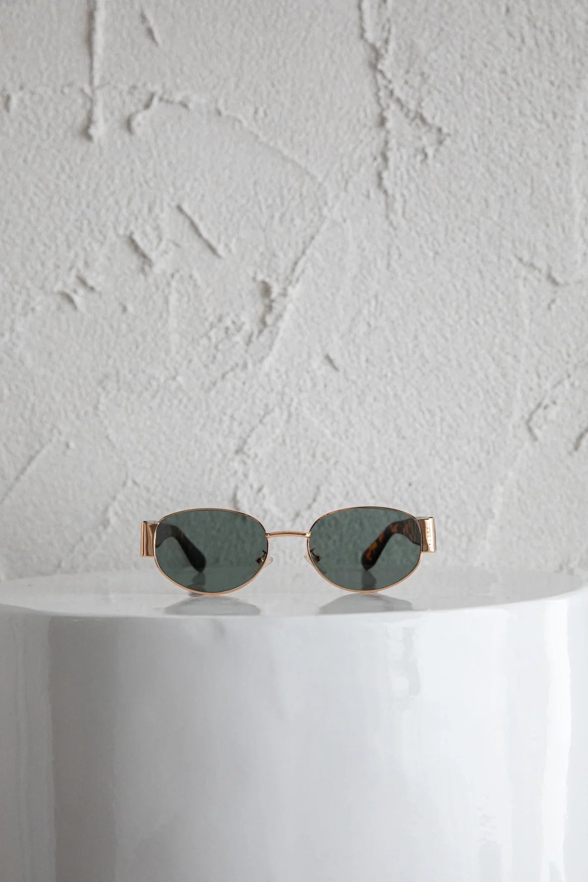 Germa Oval Metal Sunglasses Tort