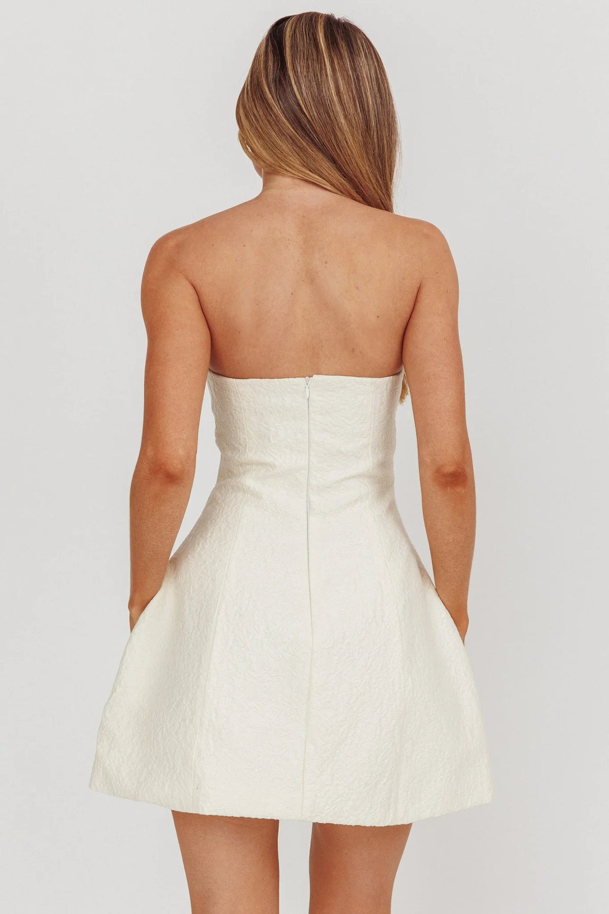 Melodic Strapless Mini Dress Cream