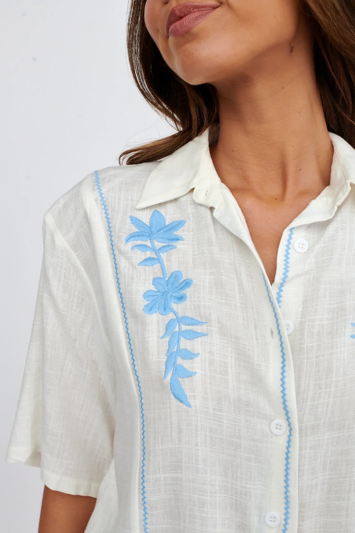 Jeni Embroidered Detail Shirt White