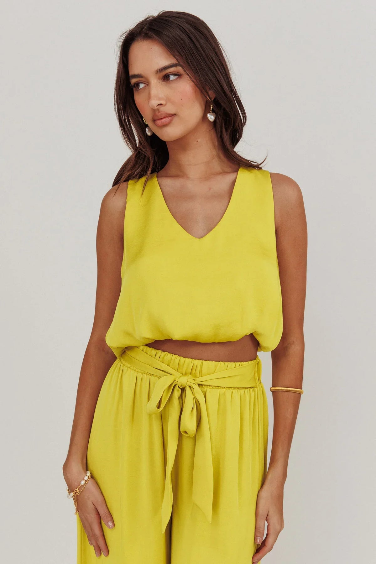Mariposa Sleeveless Bubble Hem Top Chartreuse