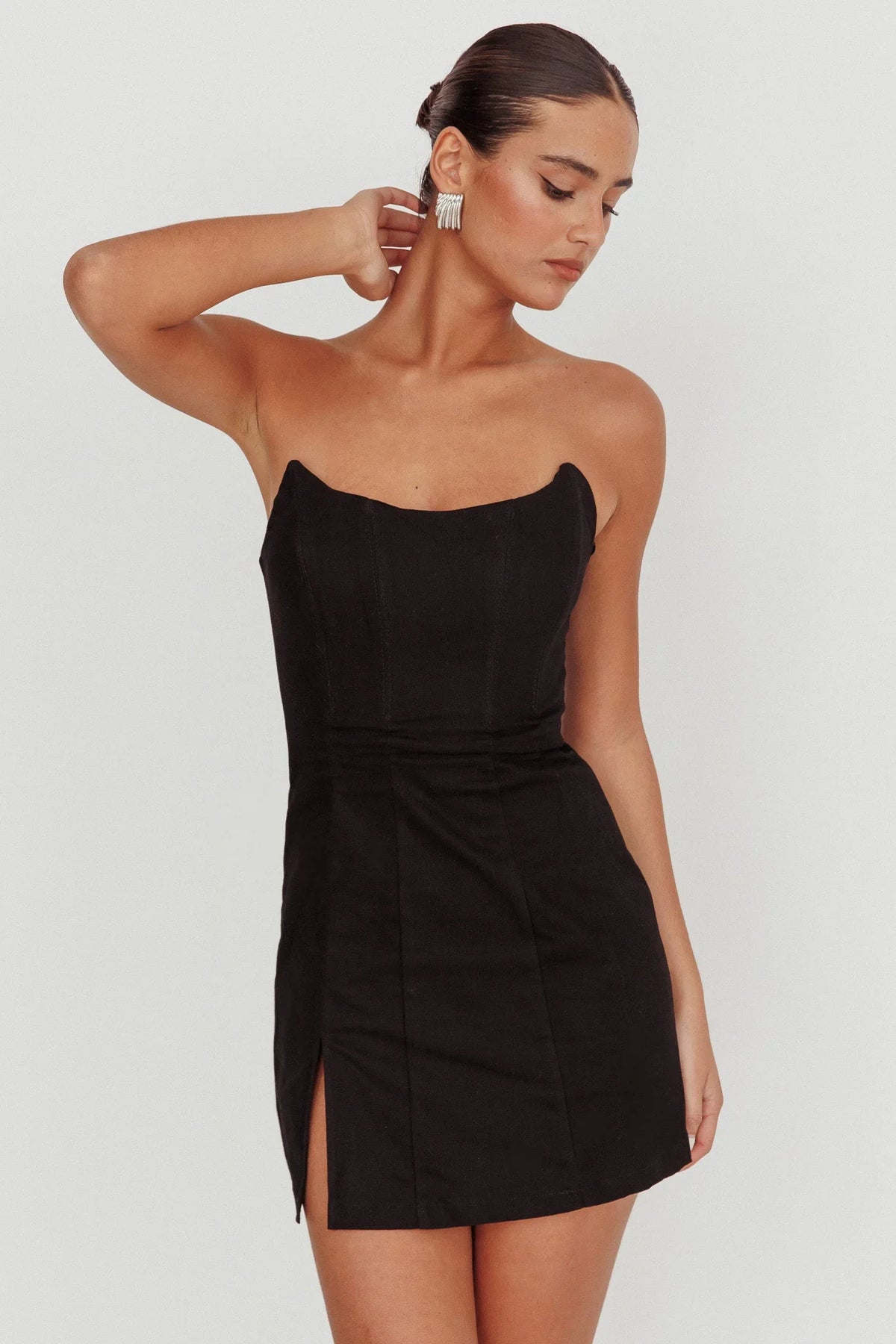 Luann Scoop Neckline Strapless Mini Dress Black