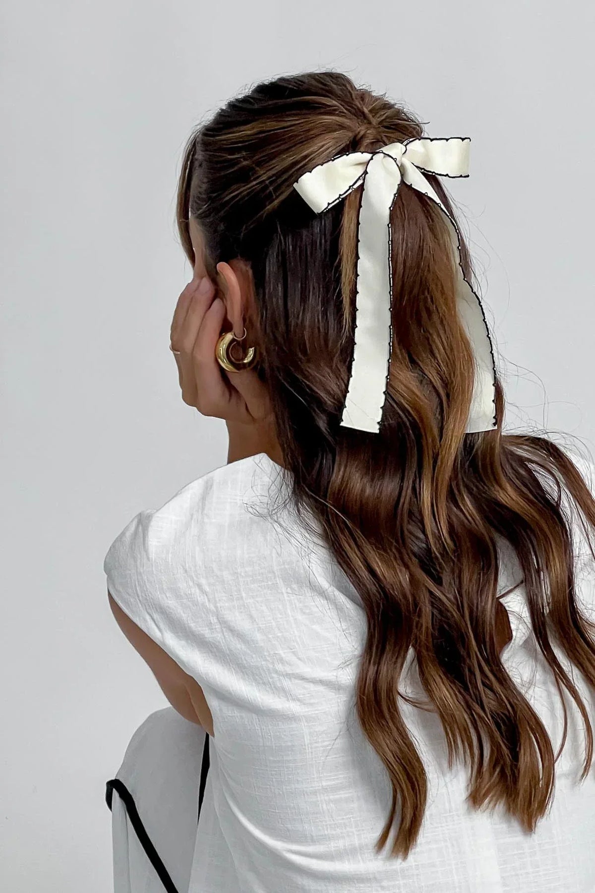 Misky Edge Stitch Bow Hairpin White