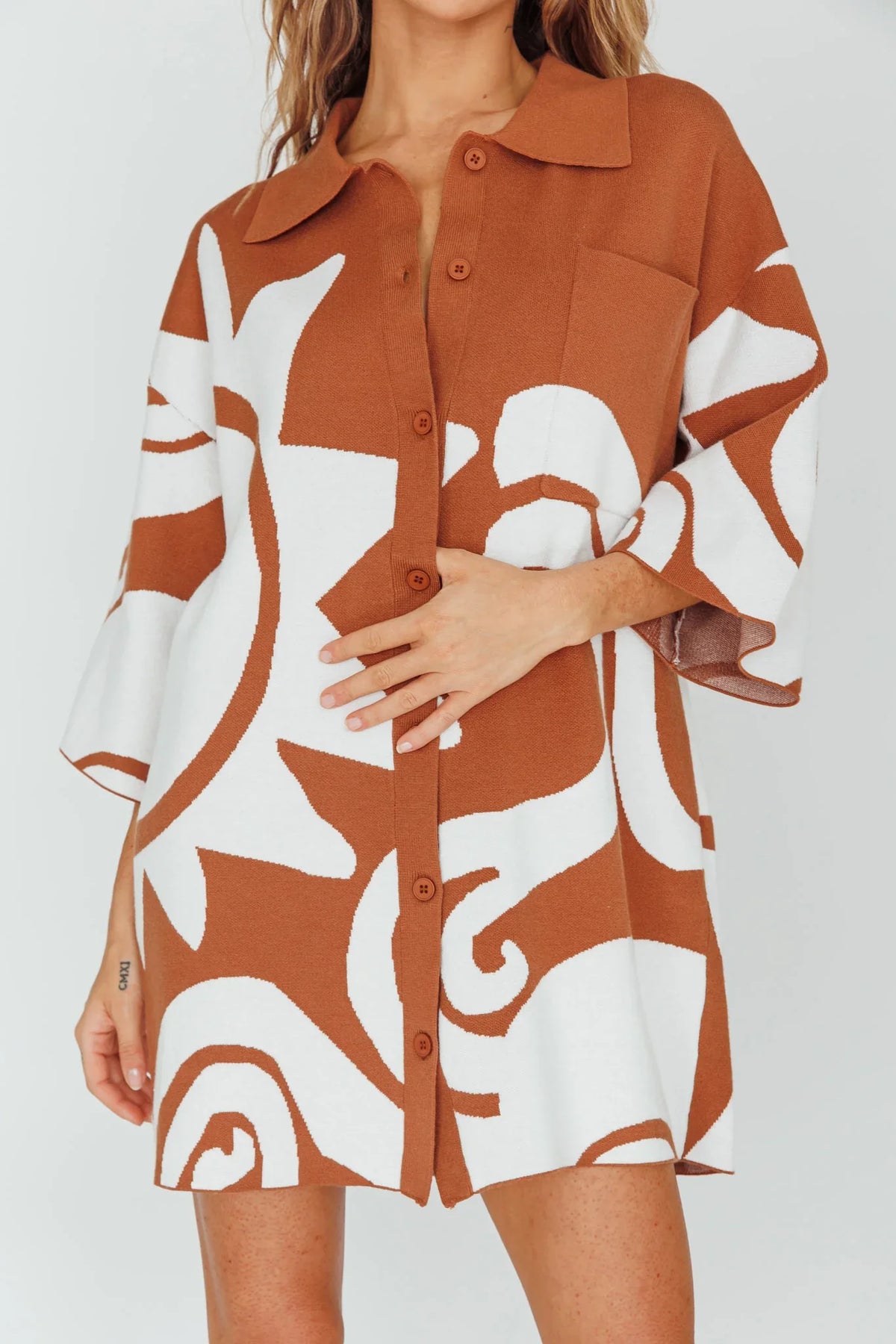 Nalani Button Up Knit Shirt Dress Chocolate/Beige